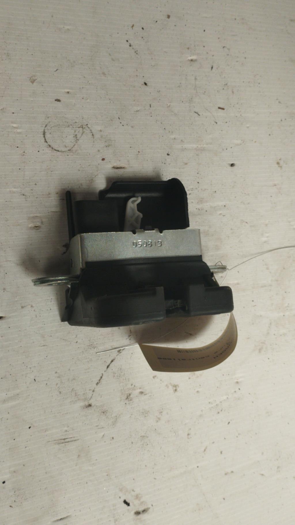 Chiusura centralizzata bagagliaio VOLKSWAGEN GOLF 5  - 1