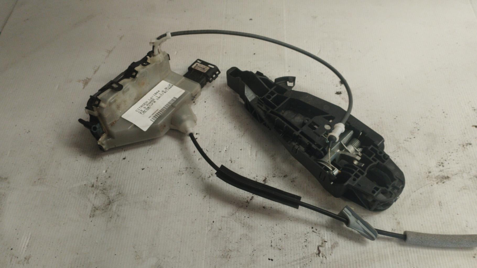 Chiusura centralizzata posteriore sinistra CITROEN C3 3 PHASE 1 Diésel - 1