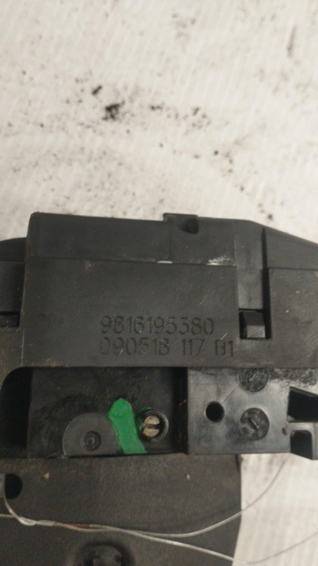 Chiusura centralizzata bagagliaio CITROEN C3 3 PHASE 1 Diésel - 1