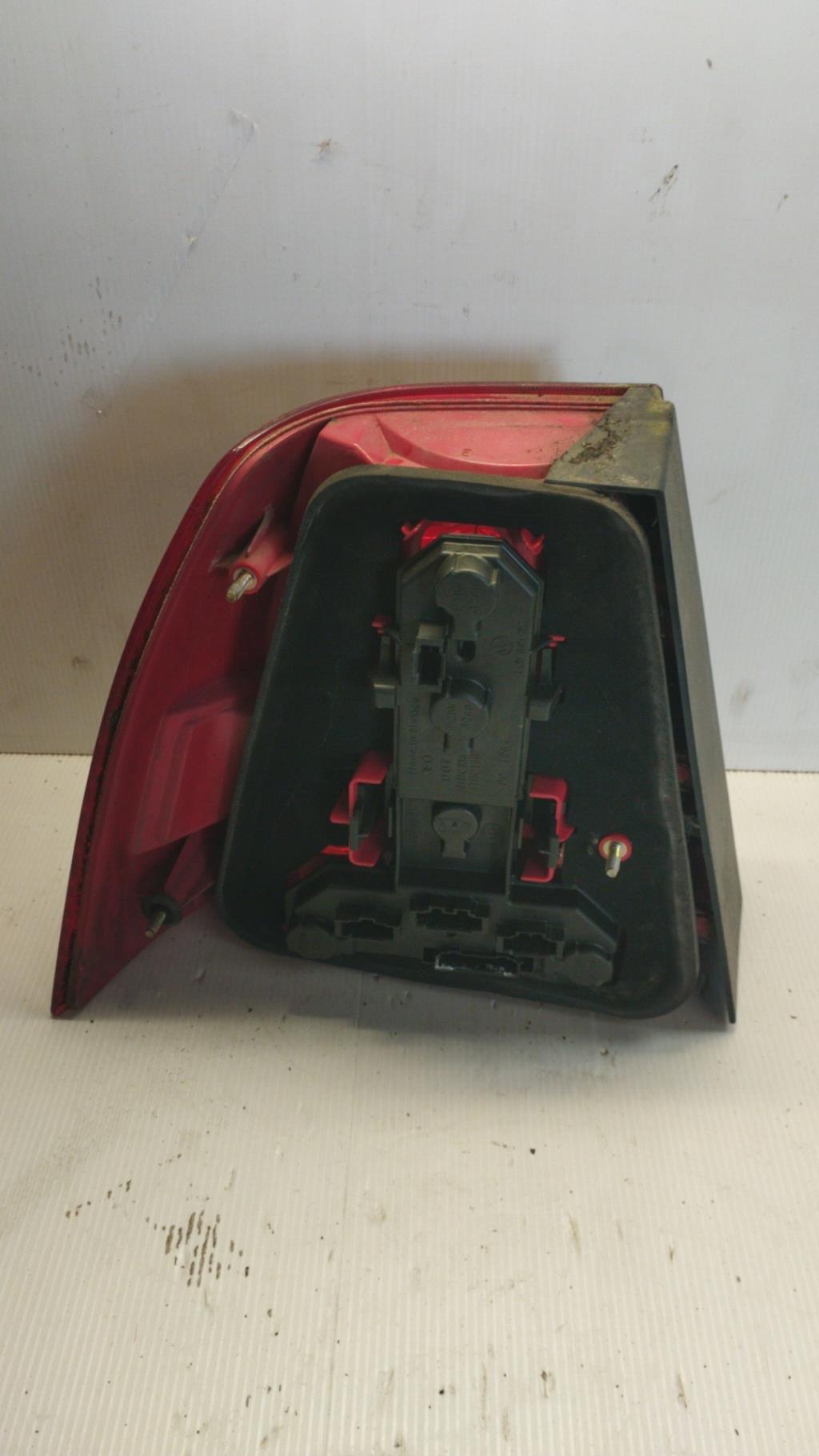 Fanale posteriore principale destro (luci) VOLKSWAGEN BORA Diésel - 1