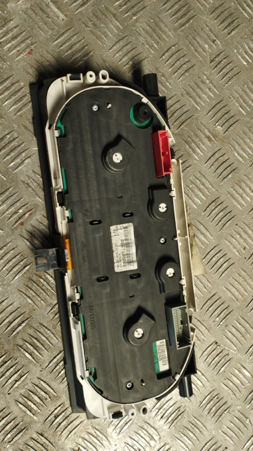 Compteur RENAULT LAGUNA 2 PHASE 2 Diesel - 1