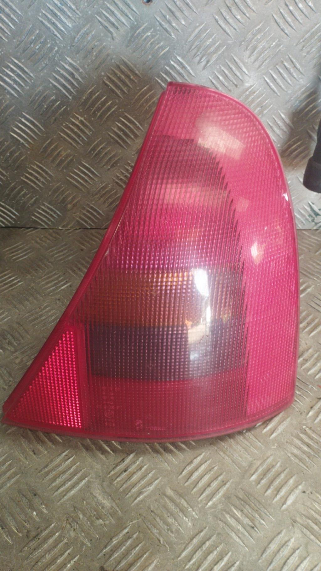 Fanale posteriore principale destro (luci) RENAULT CLIO 2 PHASE 1 Gasolina - 1