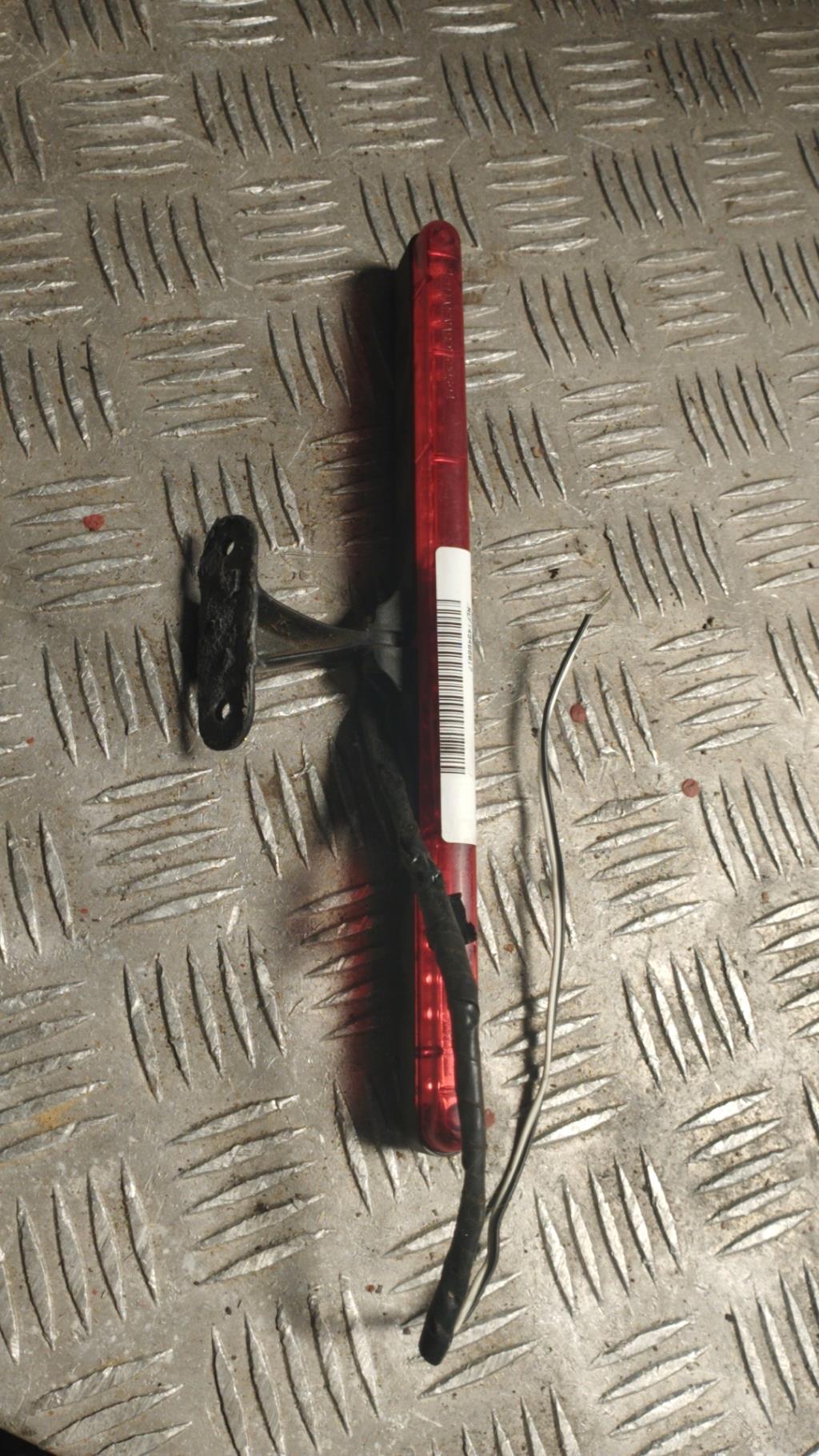 Luce stop centrale PEUGEOT 806 Gasolina - 1