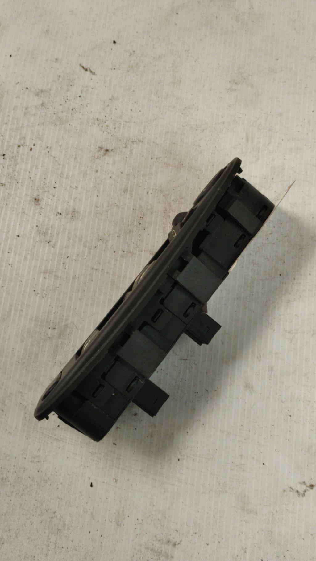 Interruttore alzacristalli CITROEN C4 GRAND PICASSO 1 Diésel - 1