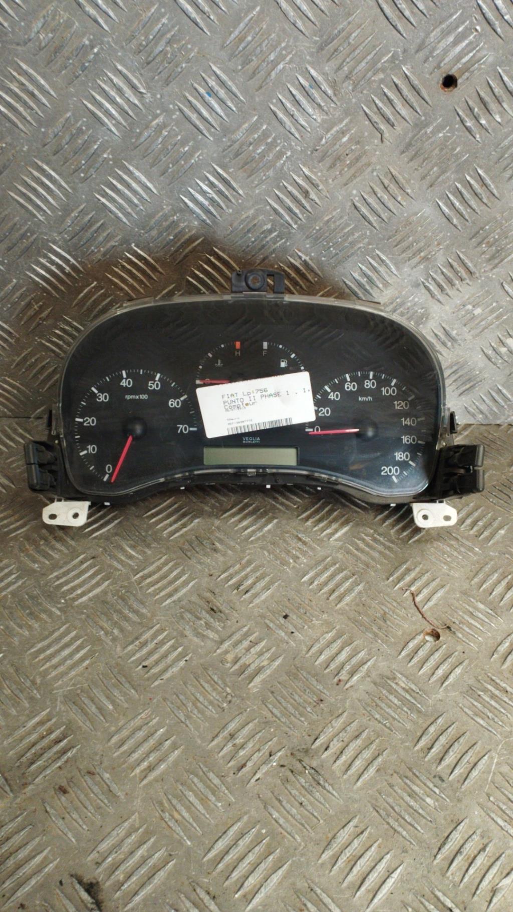 Compteur FIAT PUNTO 2 PHASE 1 Essence - 1