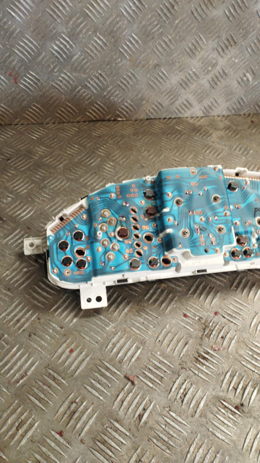 Compteur MAZDA 323 5 PHASE 1 Diesel - 1