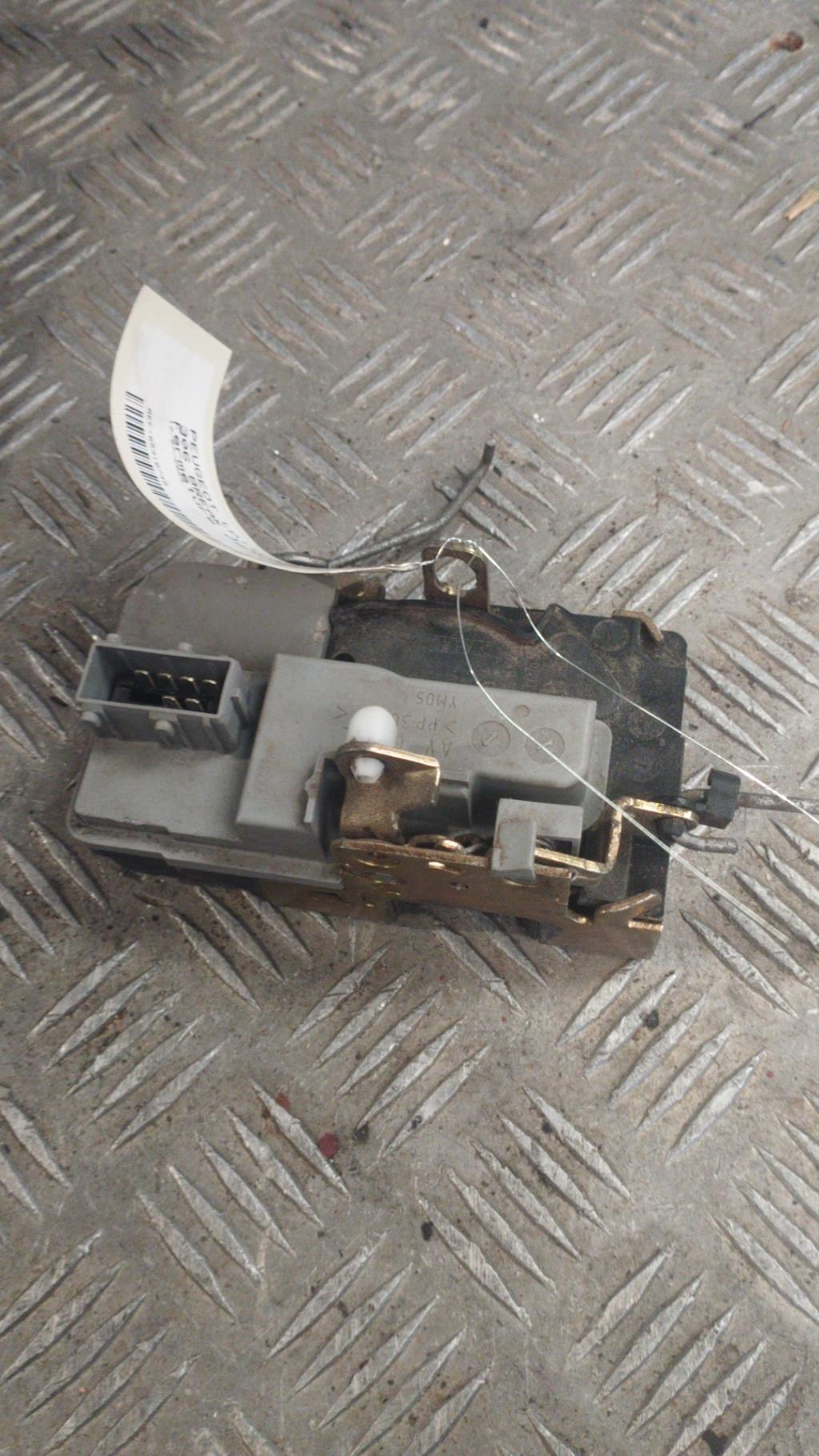 Chiusura centralizzata anteriore sinistra PEUGEOT 306 BREAK Diésel - 1