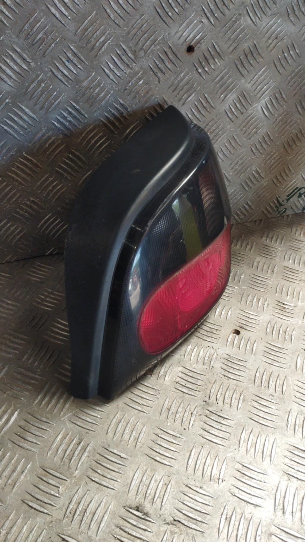 Fanale posteriore principale destro (luci) RENAULT MEGANE 1 PHASE 1 Diésel - 1