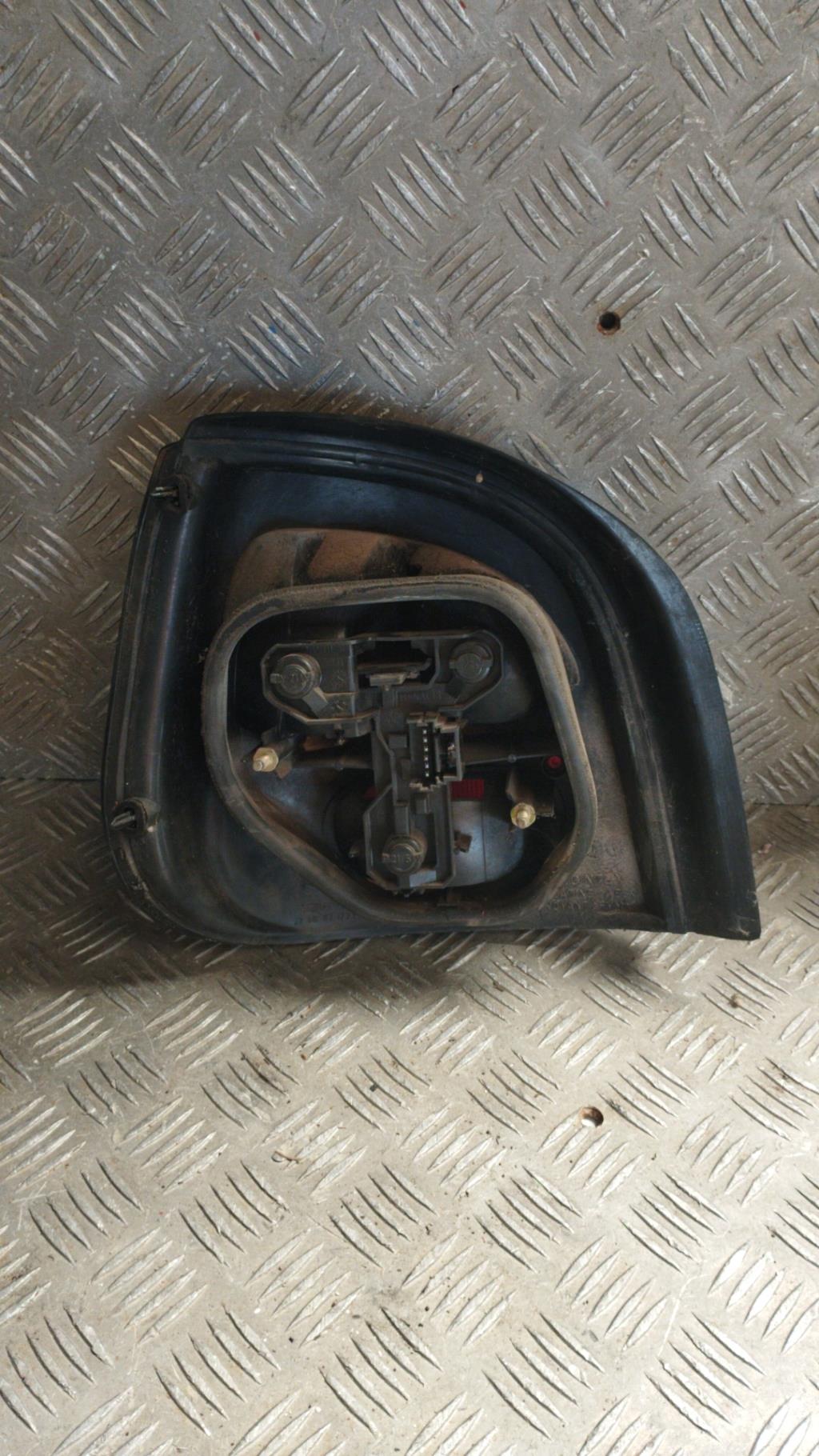 Fanale posteriore principale destro (luci) RENAULT SCENIC 1 PHASE 1 Gasolina - 1