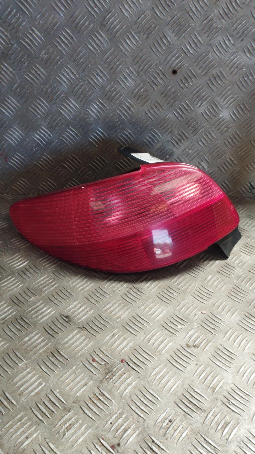 Fanale posteriore principale sinistro (luci) PEUGEOT 206 PHASE 1 Gasolina - 1