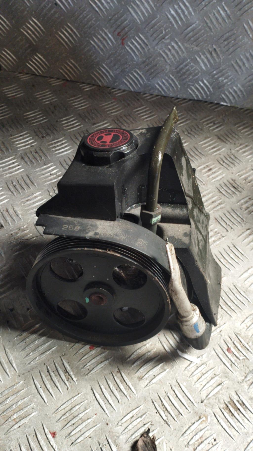 Pompe de direction PEUGEOT 206 PHASE 1 Essence - 1