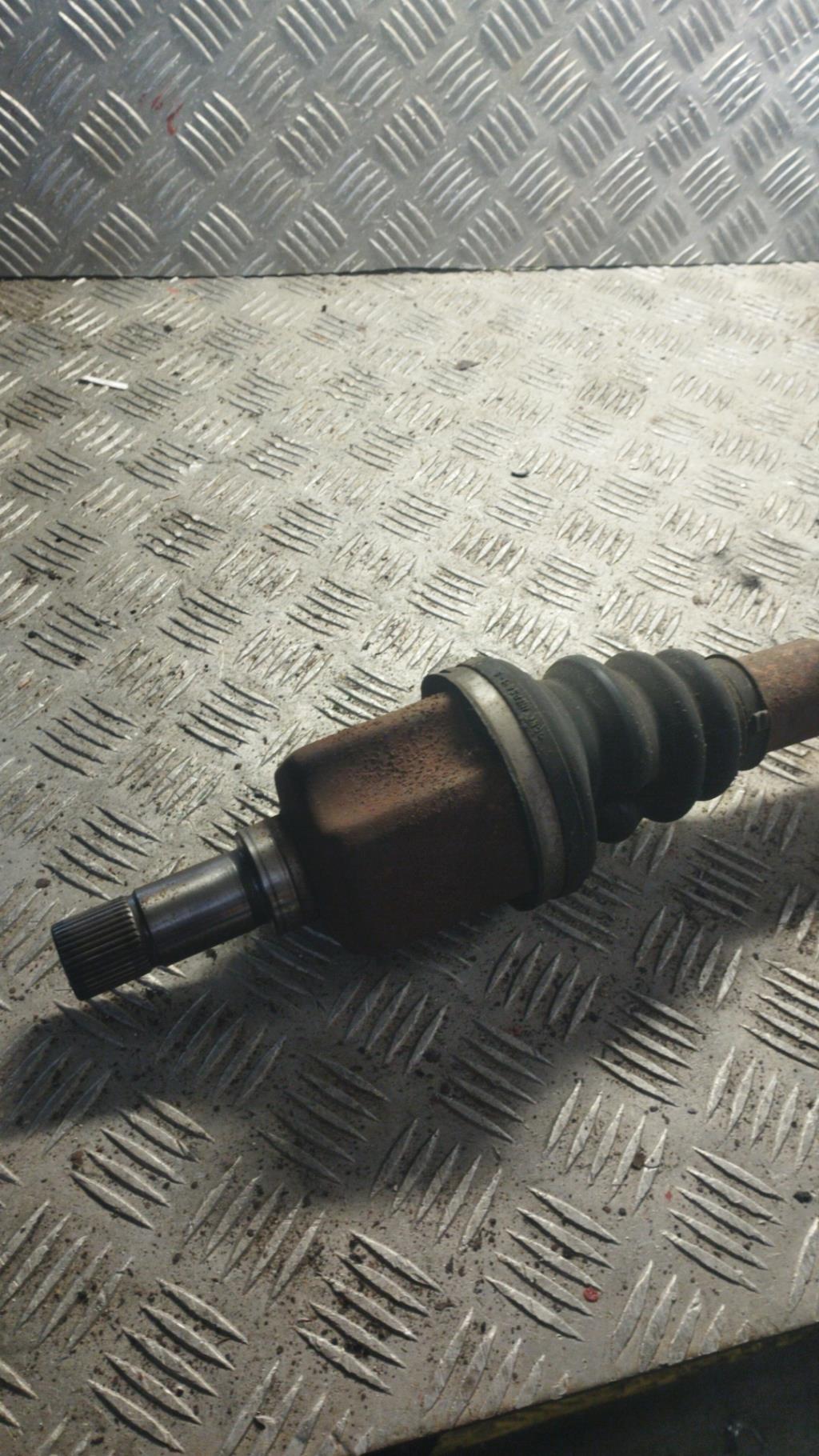 Cardan gauche (transmission) CITROEN C5 1 PHASE 1 BREAK Diesel - 1