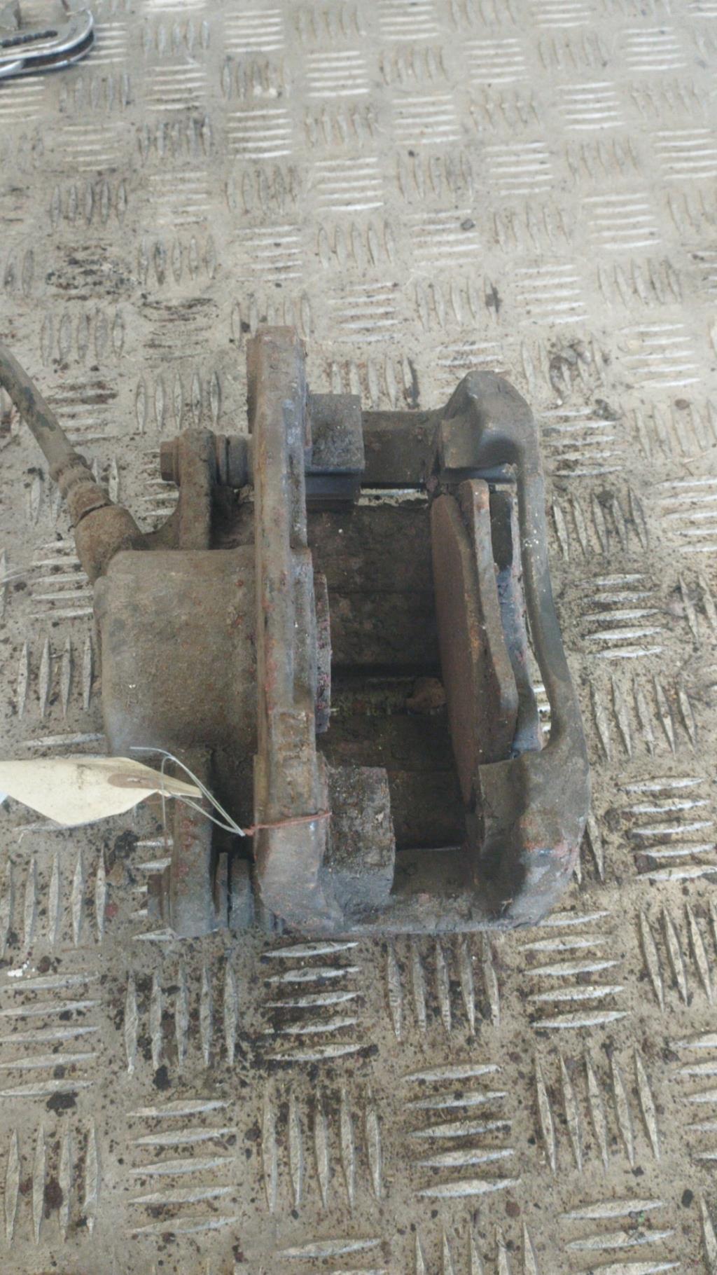 Pinza freni anteriore destra RENAULT MEGANE 2 PHASE 1 BREAK Diésel - 1