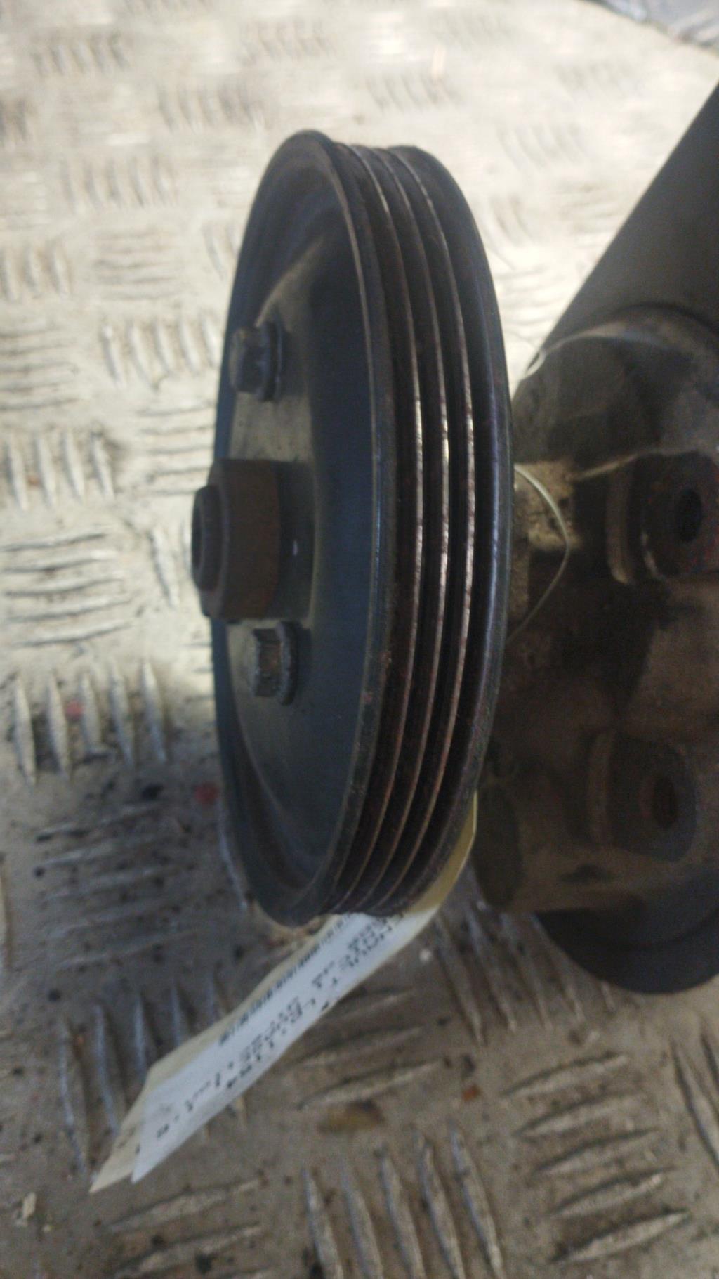 Pompe de direction RENAULT SCENIC 1 PHASE 1 Essence - 1