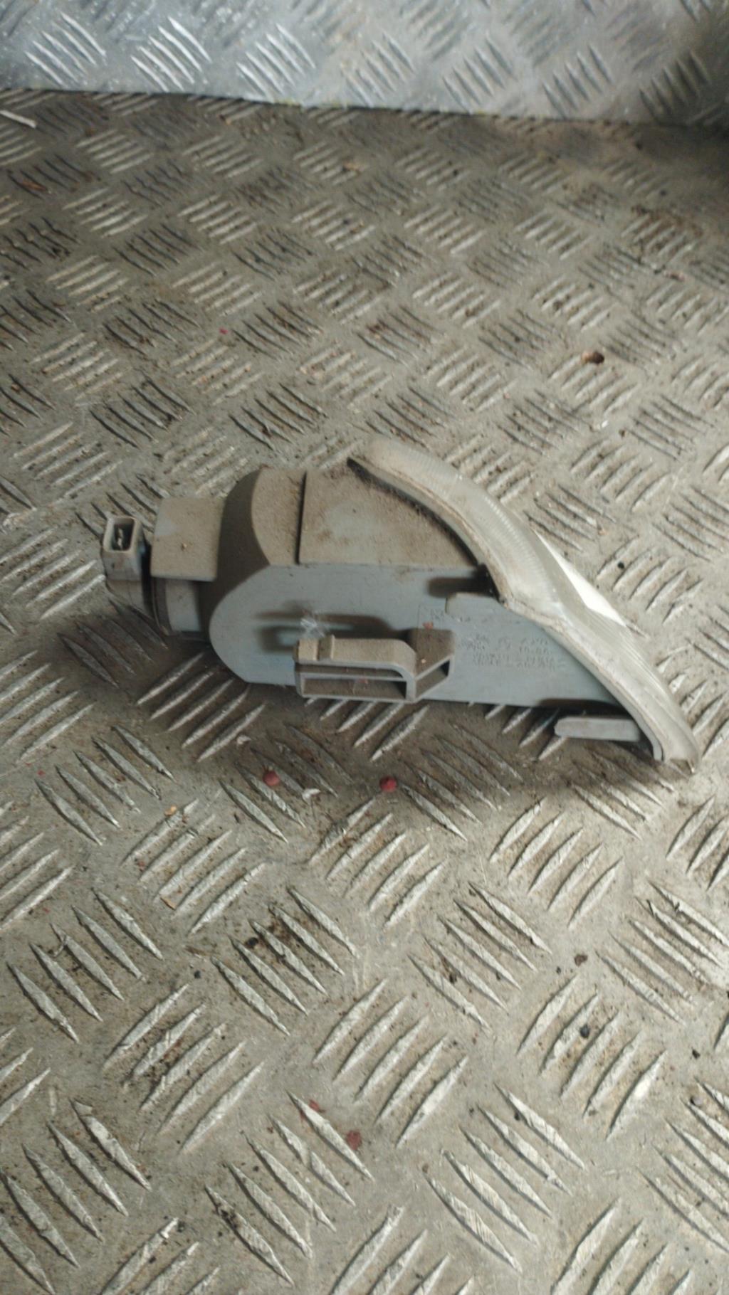 Ripetitore lampeggiante anteriore sinistro (Luci) CITROEN XANTIA PHASE 1 BREAK Diésel - 1