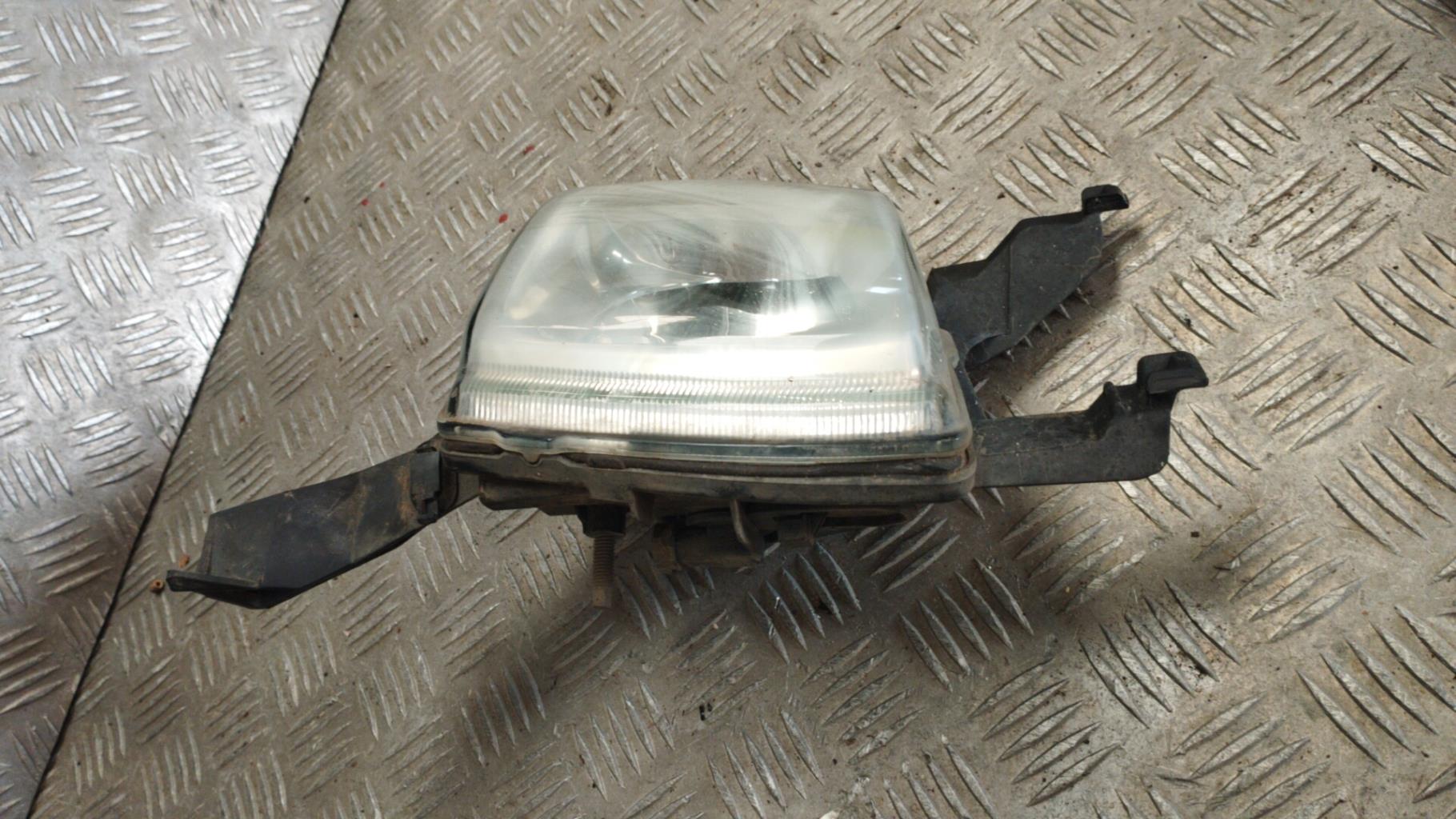Fendinebbia sinistro (luce) PEUGEOT 407 PHASE 1 Diésel - 1