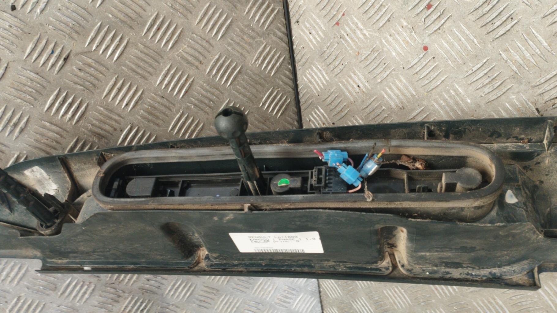 Fanale posteriore principale sinistro (luci) RENAULT KANGOO 1 PHASE 1 Diésel - 1
