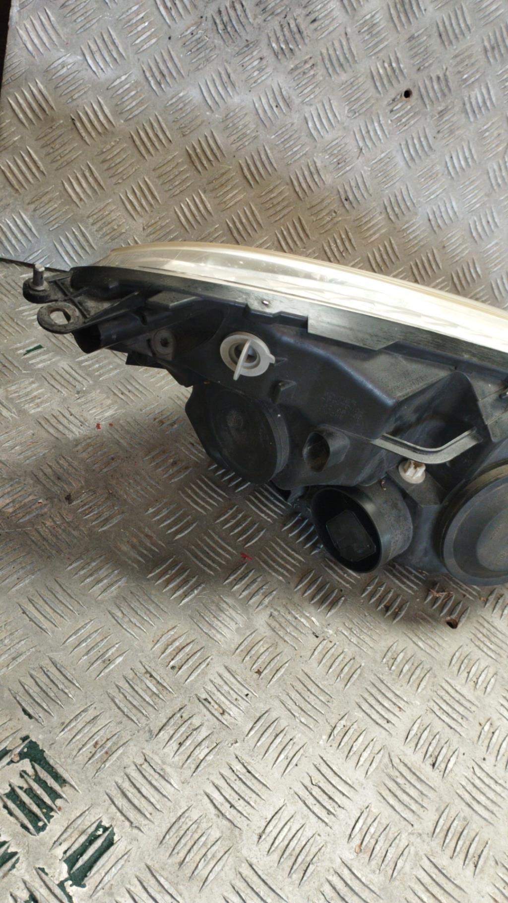 Gruppo ottico anteriore principale sinistro (luci)(faro) CITROEN C4 PICASSO 1 Diésel - 1