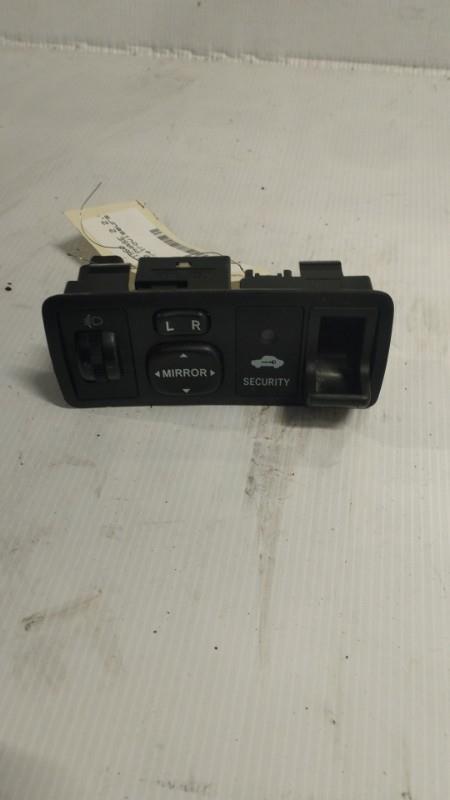 Commande retroviseurs TOYOTA COROLLA 10 PHASE 2 Diesel - 1