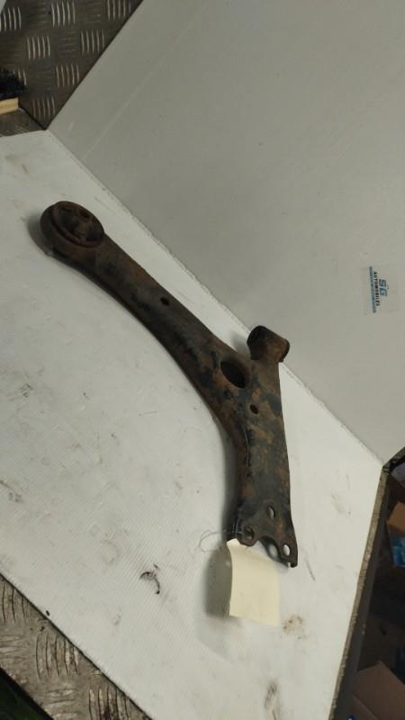 Triangolo anteriore destro TOYOTA COROLLA 10 PHASE 2 Diésel - 1