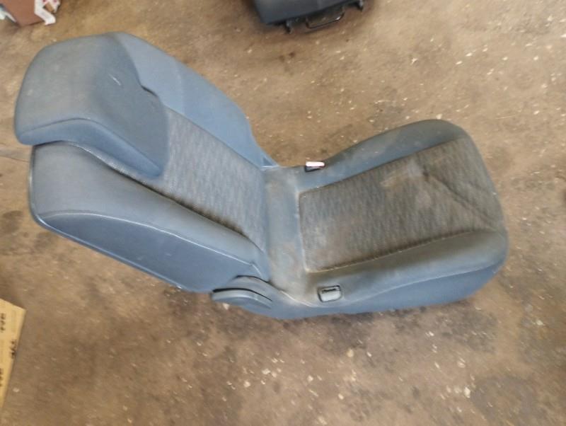 Siege arriere central RENAULT SCENIC 2 PHASE 2 Diesel - 1