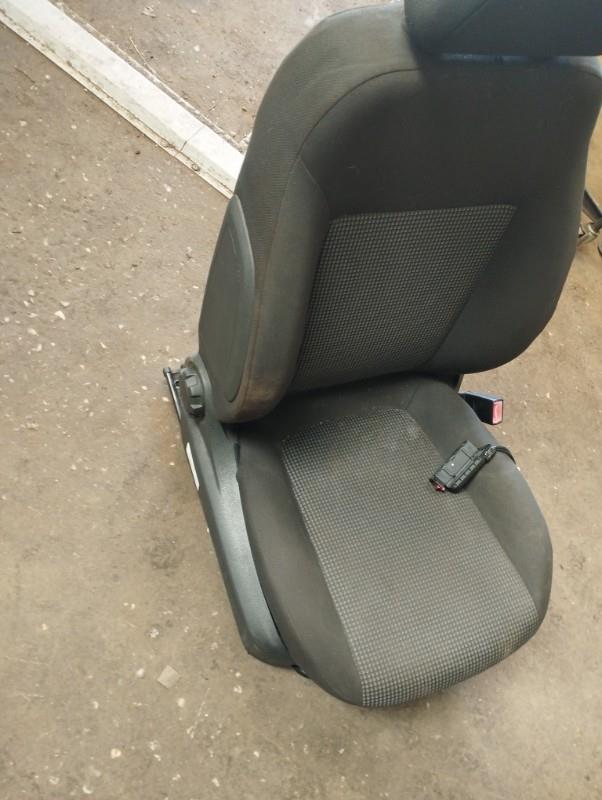 Siege avant droit OPEL CORSA D PHASE 1 Essence - 1