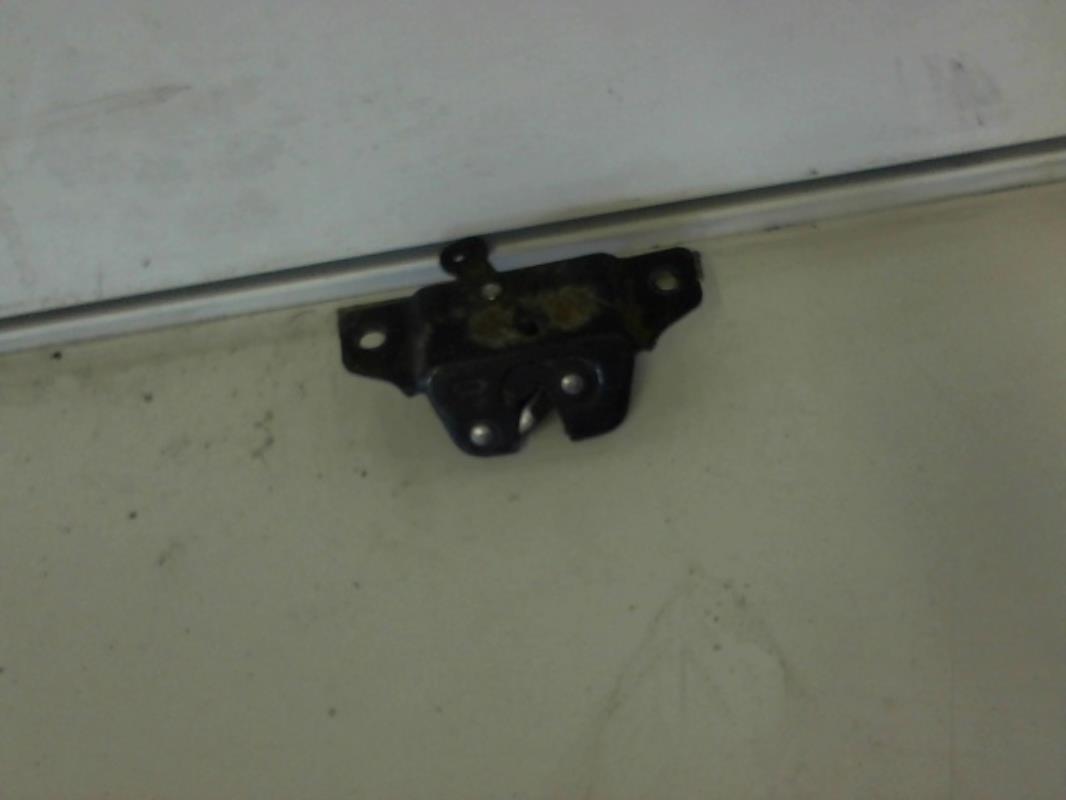 Serrure de coffre CITROEN SAXO  - 1