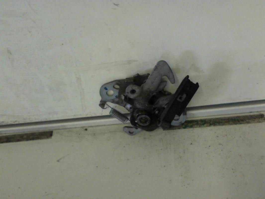 Serrure de capot PEUGEOT 407  - 1