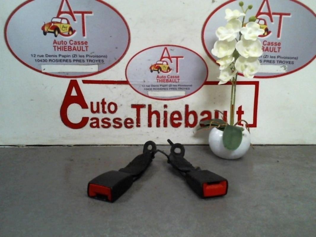 Aggancio cintura sicurezza posteriore destro CITROEN DS3 PHASE 1 Gasolina - 1