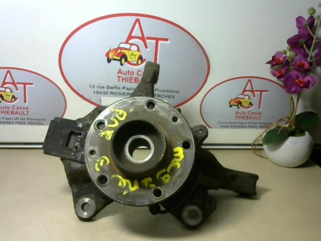 Fusee avant droit RENAULT MEGANE 3 PHASE 1 Diesel - 1