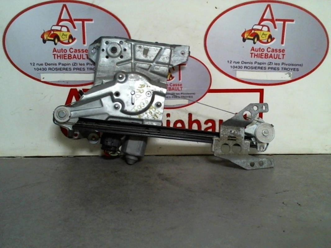 Alzacristalli elettrico posteriore destro AUDI A4 2 AVANT PHASE 1 BREAK Gasolina - 1