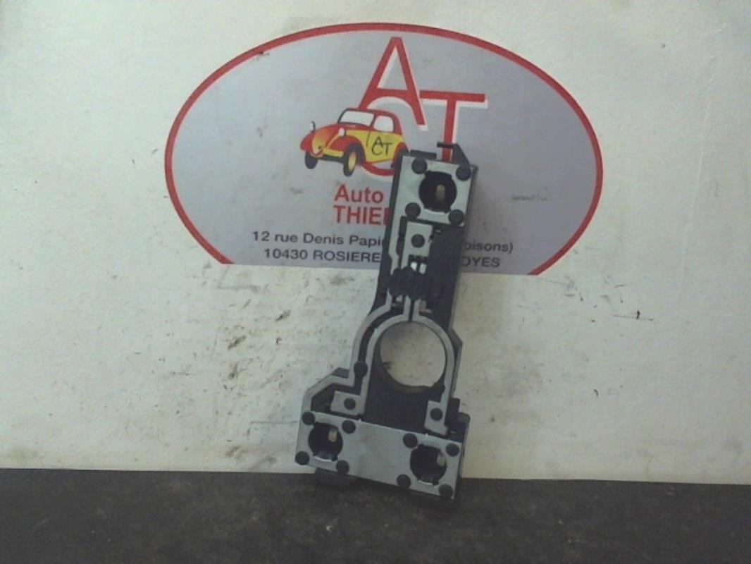 Base portalampade fanale posteriore sinistro RENAULT LAGUNA 2 PHASE 1 Diésel - 1