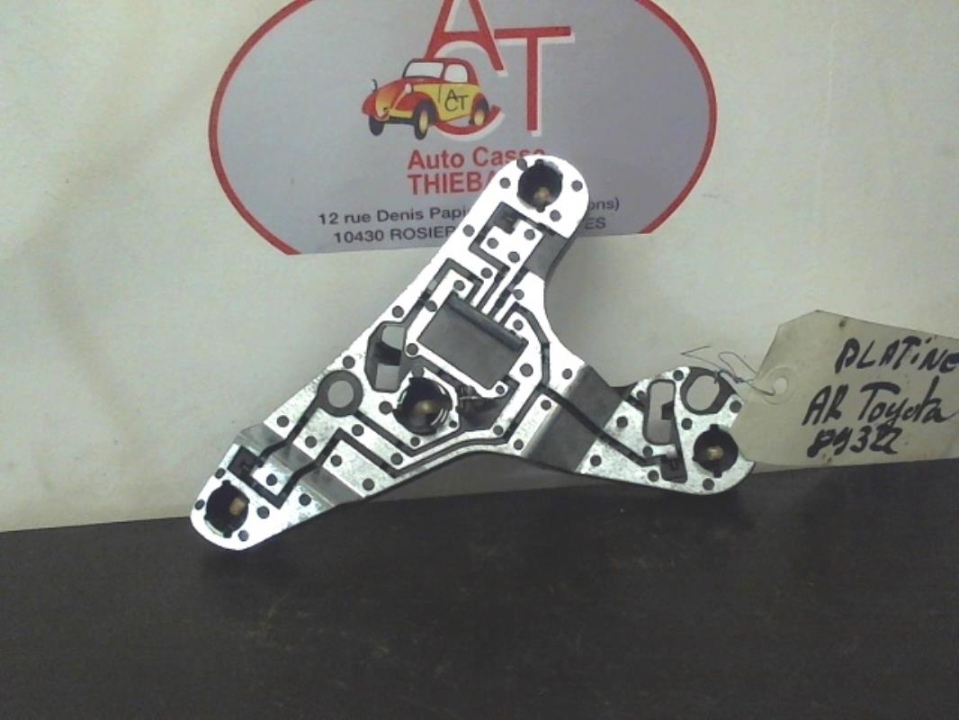 Base portalampade fanale posteriore sinistro TOYOTA AVENSIS 2 PHASE 1 Diésel - 1