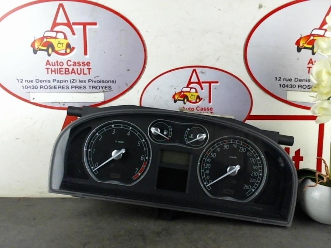 Compteur RENAULT LAGUNA 2 PHASE 2 Diesel - 1