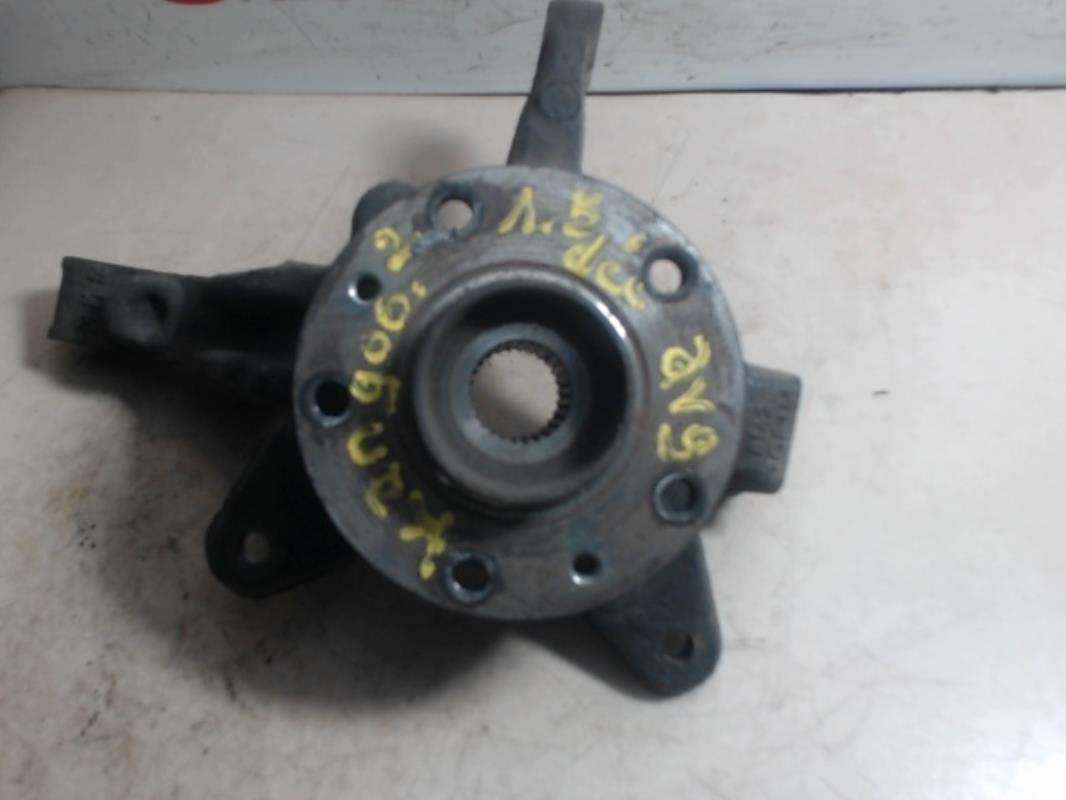 Fusee avant gauche RENAULT KANGOO 2 PHASE 1 Diesel - 1