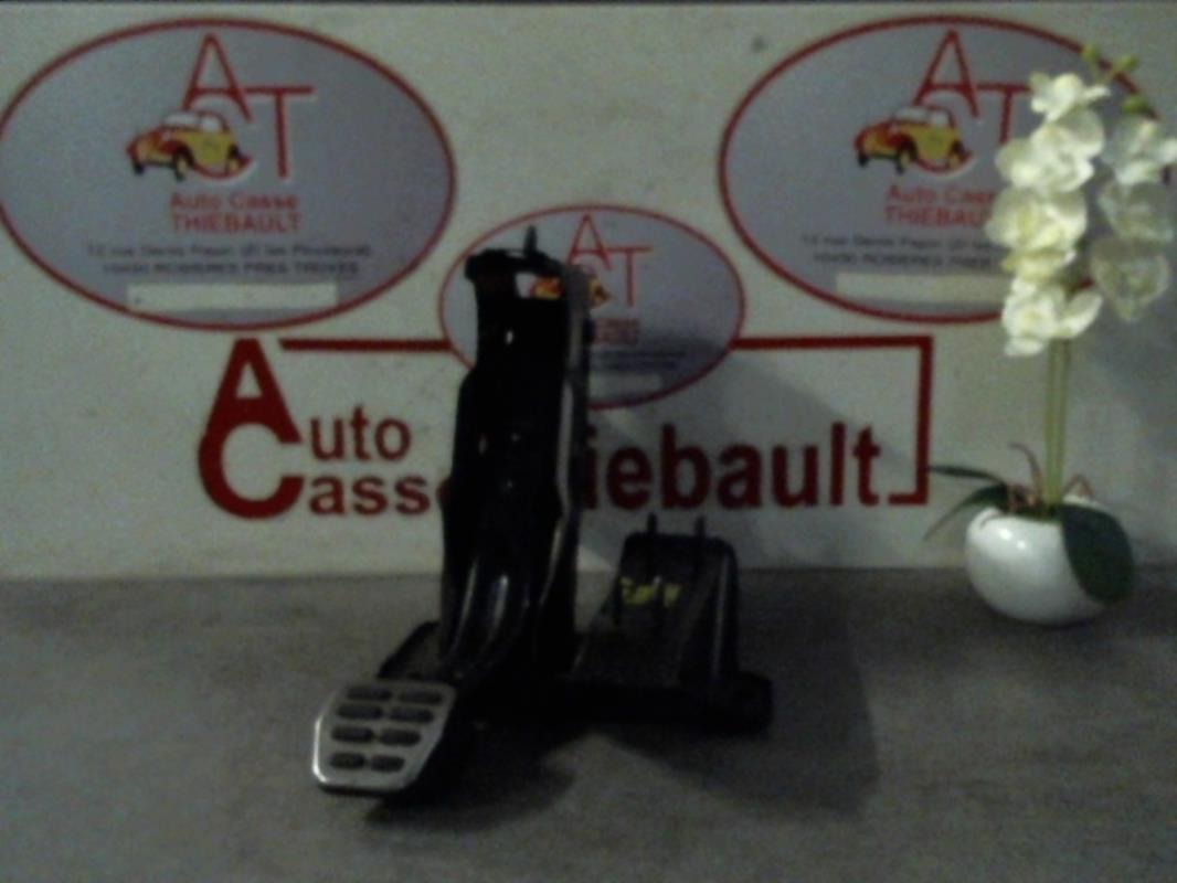 Pedale d'embrayage AUDI TT 1 COUPE Essence - 1