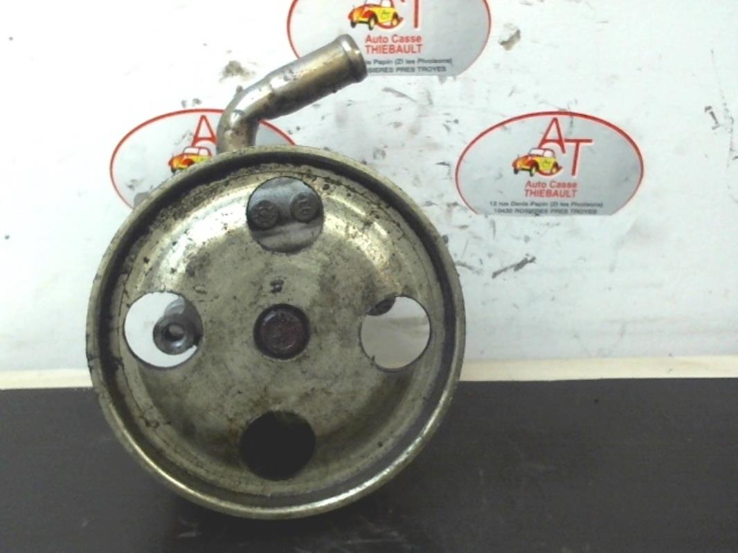 Pompe de direction FORD FIESTA 5  - 1