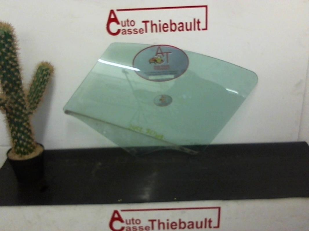 Vitre avant gauche CITROEN C3 2 PHASE 2 Diesel - 1