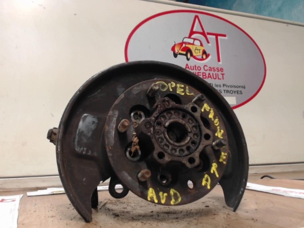 Fusee avant droit OPEL FRONTERA A  - 1