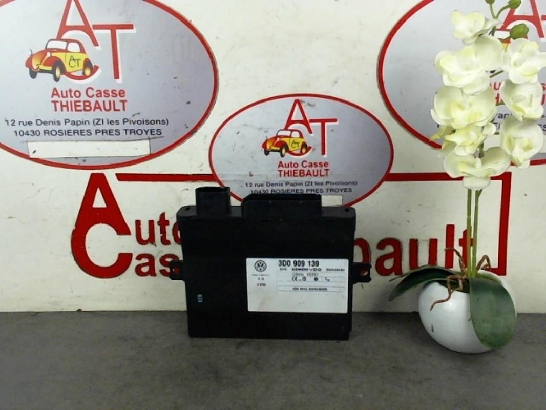 Boitier de centralisation VOLKSWAGEN TOUAREG 1 PHASE 1 Essence - 1