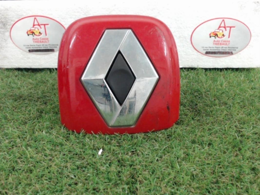 Bouton de coffre RENAULT CLIO 2 PHASE 2  - 1