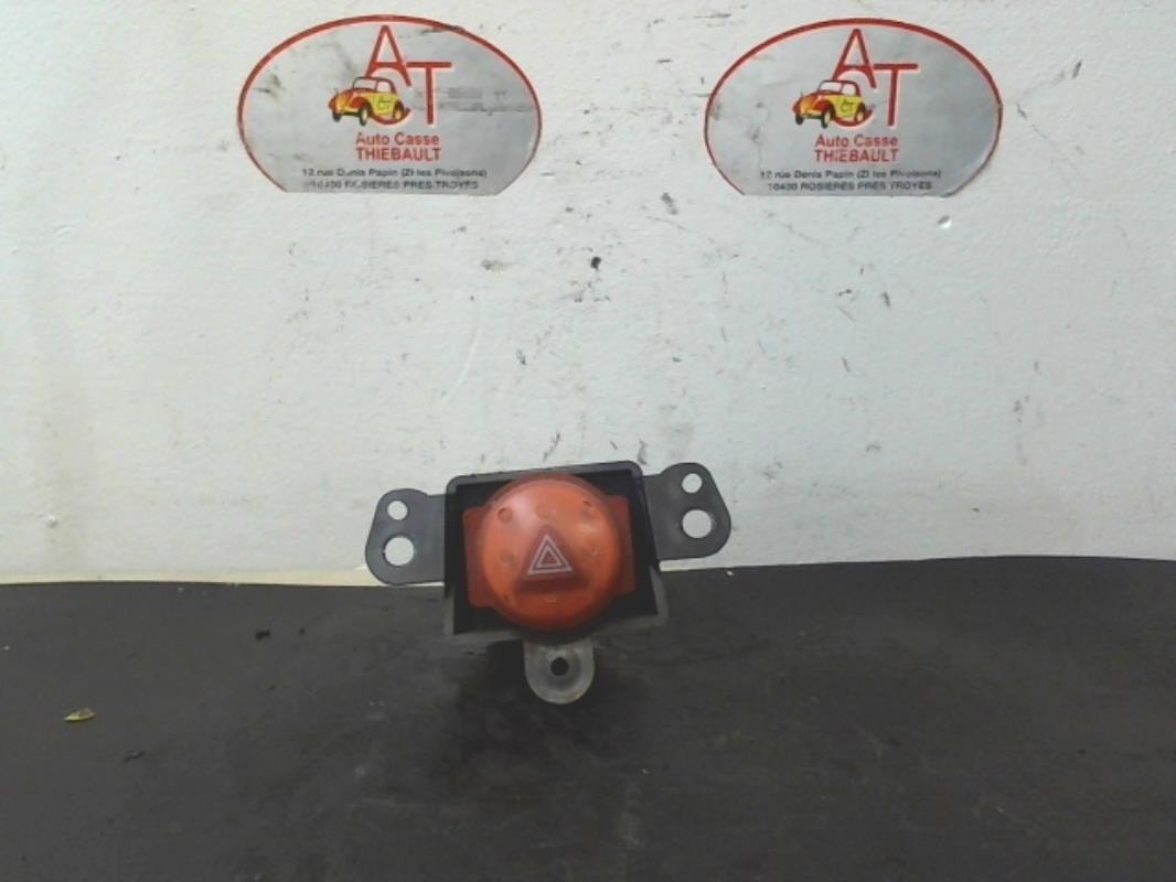 Interruttore luci emergenza NISSAN ALMERA TINO PHASE 1 Diésel - 1