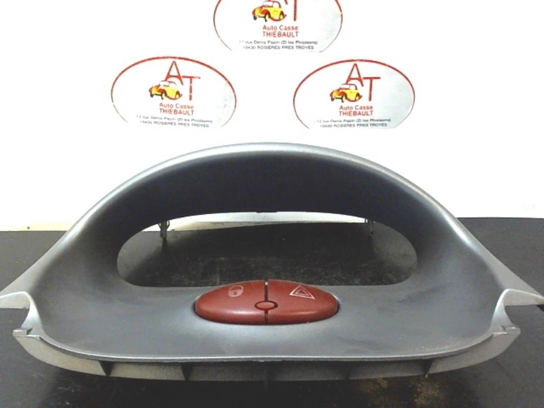 Bouton de warning PEUGEOT 206 PHASE 2 BREAK Diesel - 1