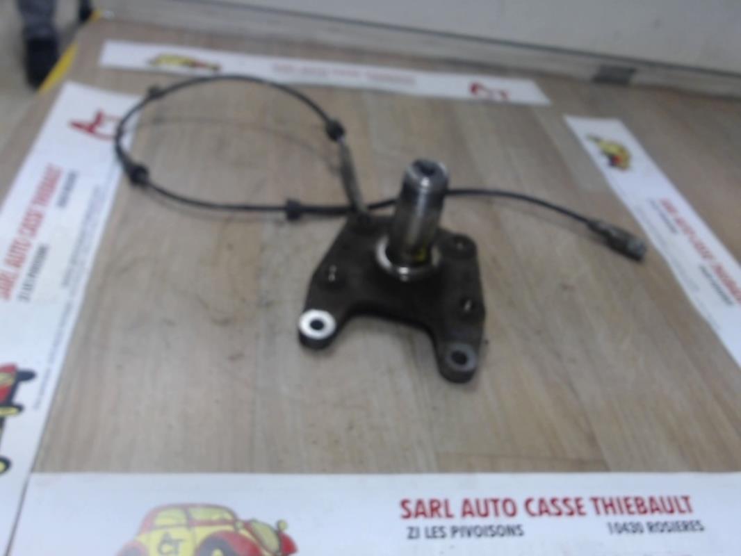 Fusee arriere droit RENAULT KANGOO 1  - 1
