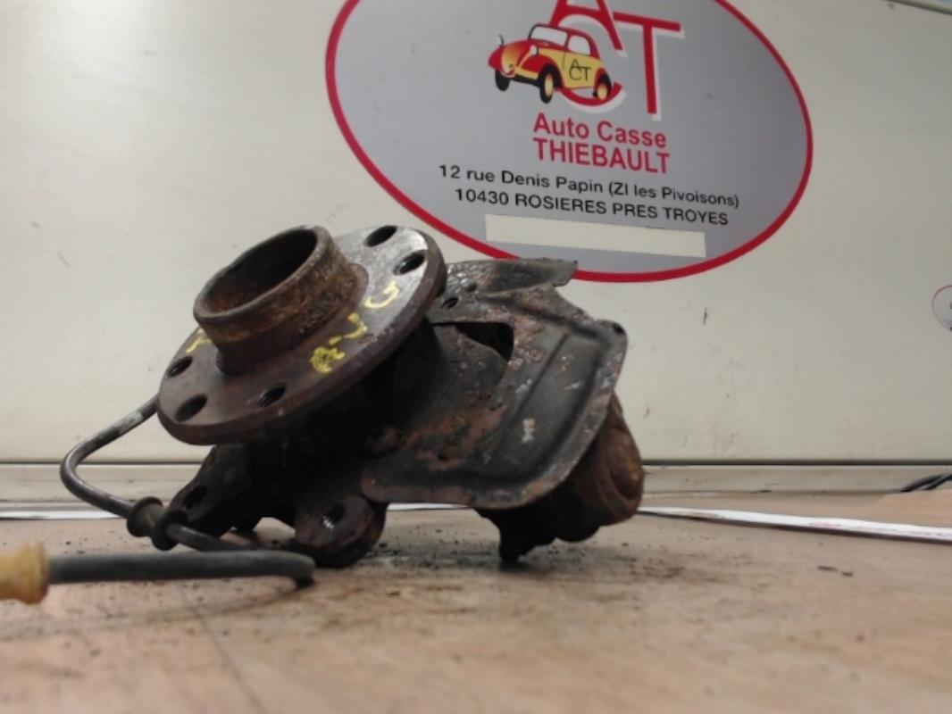 Fusee avant gauche OPEL TIGRA 1  - 1