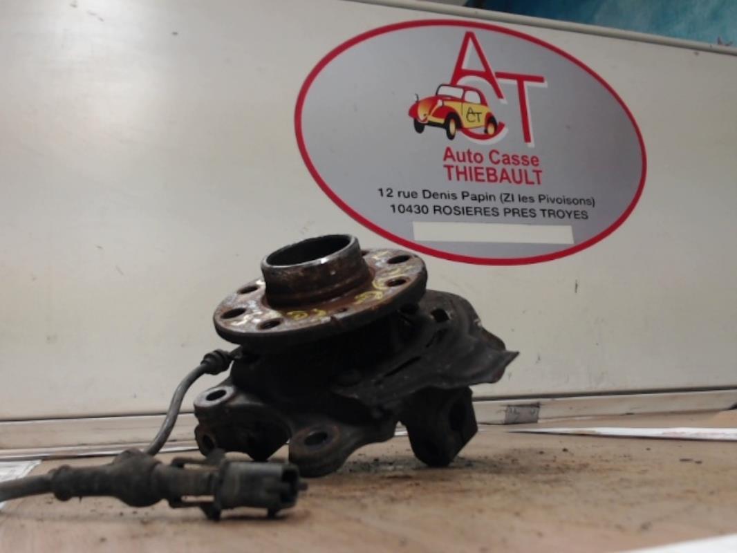 Fusee avant gauche OPEL CORSA C PHASE 2 Essence - 1