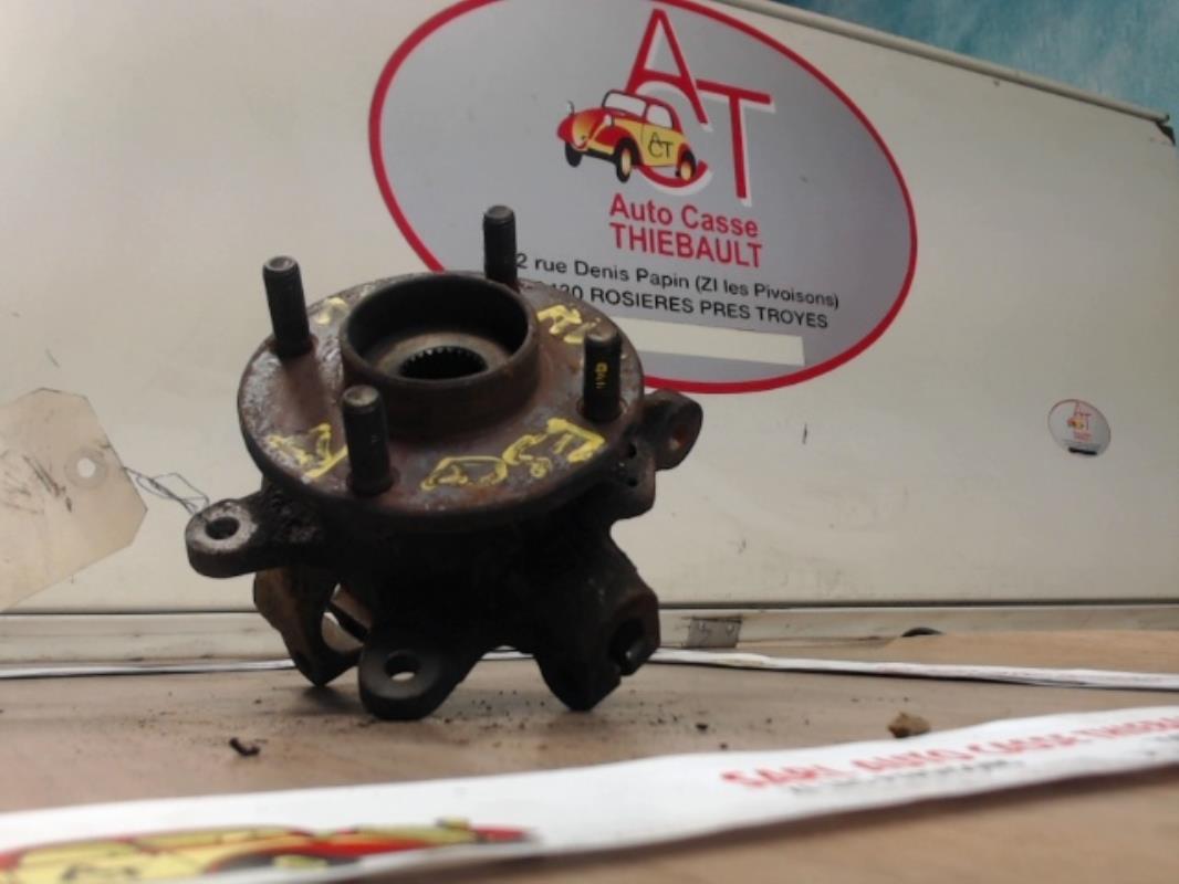 Fusee avant gauche FORD ESCORT 6 BREAK Diesel - 1