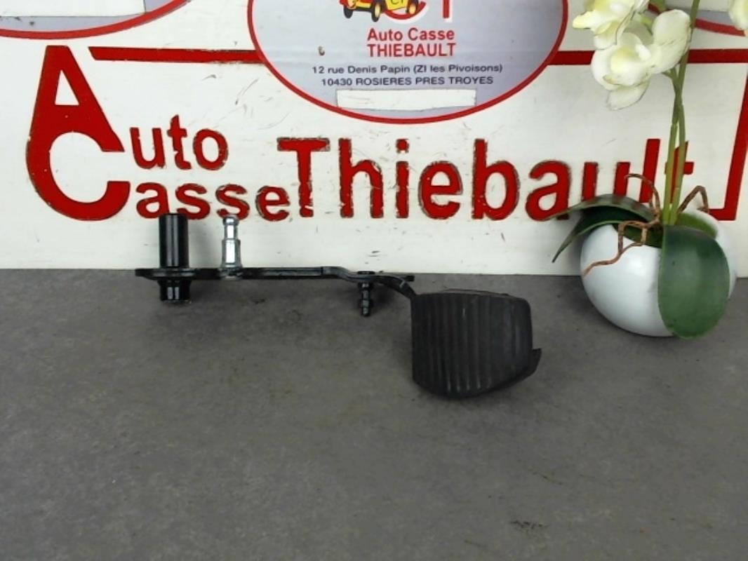 Pedale d'embrayage PEUGEOT 207 PHASE 2 Essence - 1