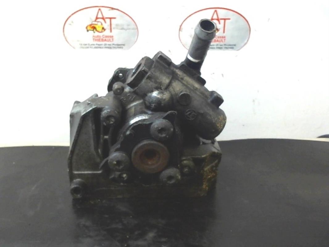 Pompe de direction VOLKSWAGEN GOLF 3 Essence - 1