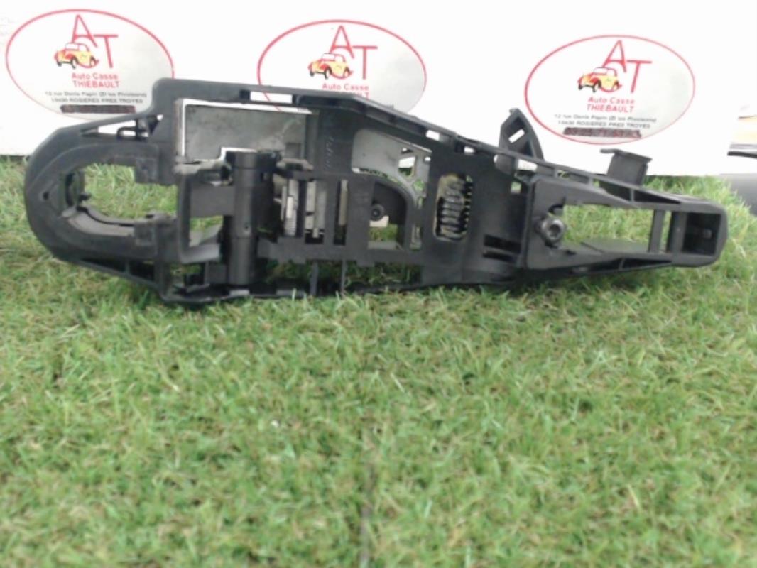 Support poignee porte avant gauche CITROEN DS5 PHASE 1 Diesel - 1